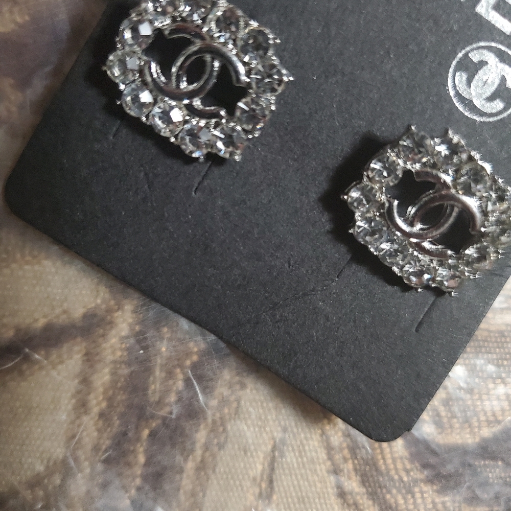 Cute earrings